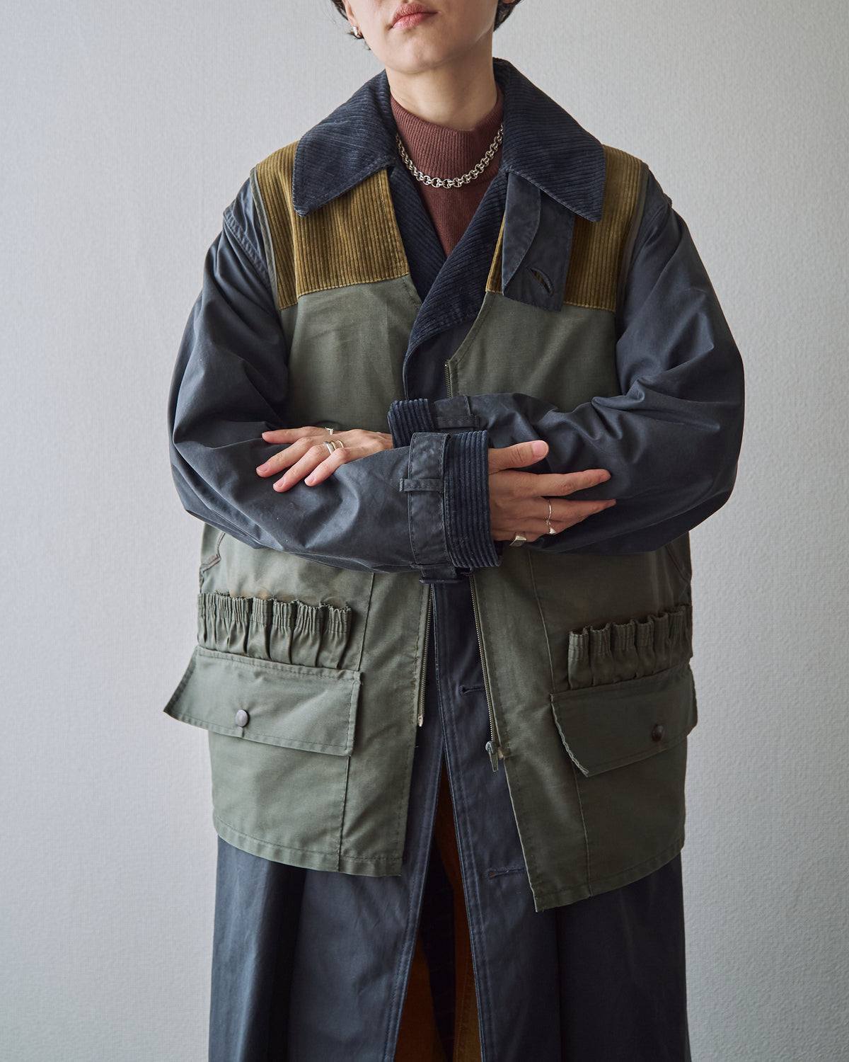 【SIZE M】70’s French Corduroy-Yoke Multi-Pocket Hunthing Vest / Olive