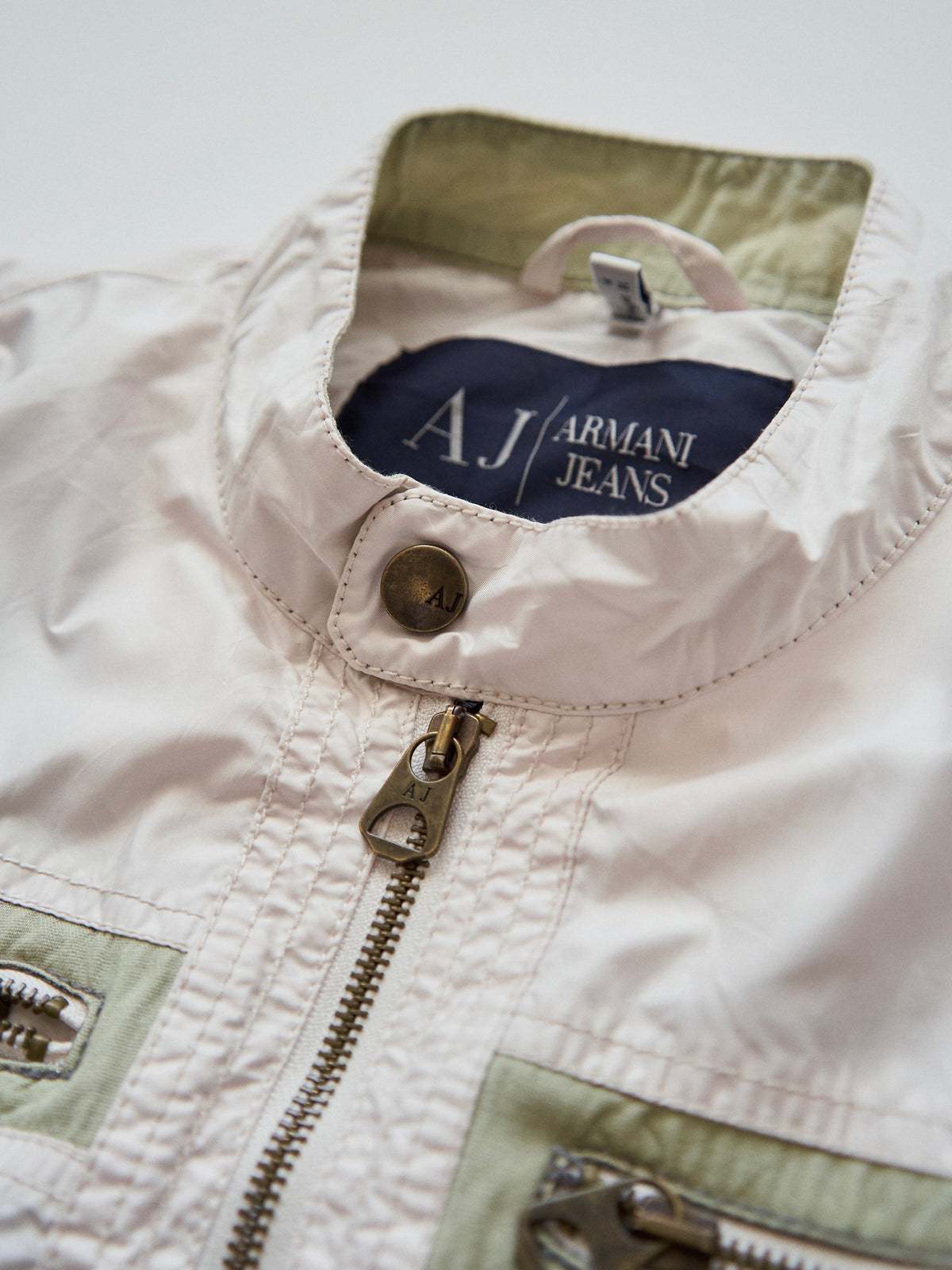 【SIZE M】2000s ARMANI JEANS PU-Coated Racing Stripe Moto Jacket / Ivory Sage Line