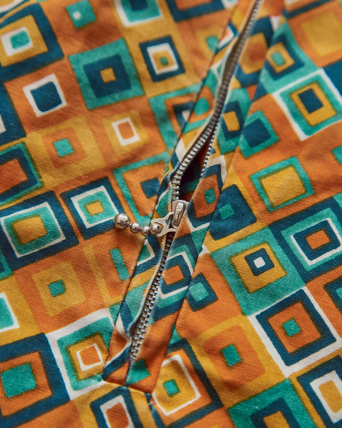 【SIZE S】70s Reversible Cotton Op-Art Geometric Print Ski Parka / Orange Multi