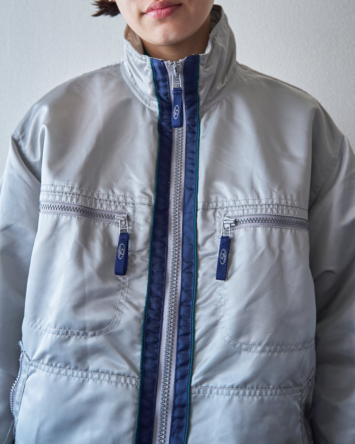 【SIZE M-L】90s-00s GAP Silver Nylon Multi-Pocket Utility Jacket