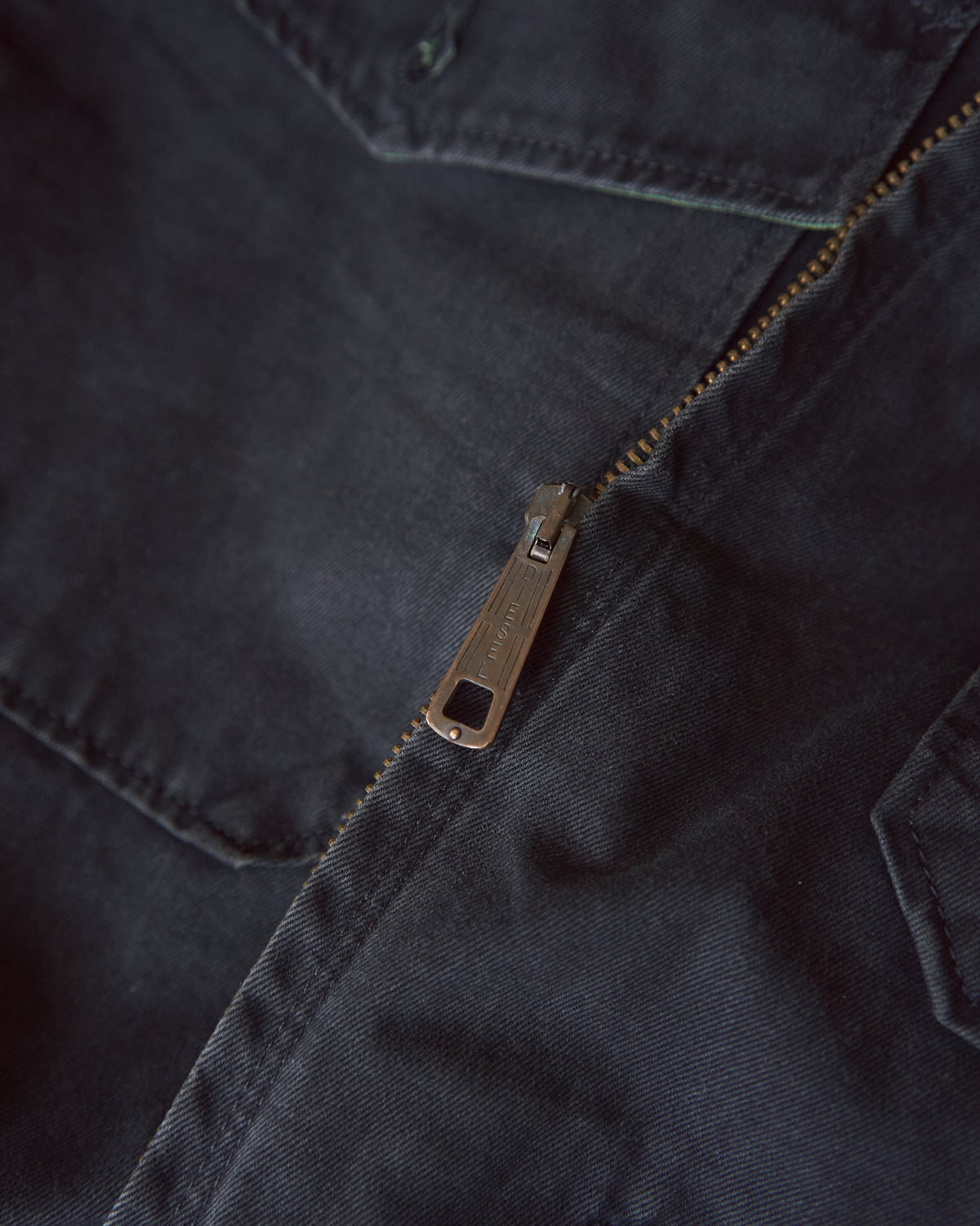 【SIZE L】90s DIESEL Industry Cotton Twill Contrast Collar Work Jacket / Black x Moss Green