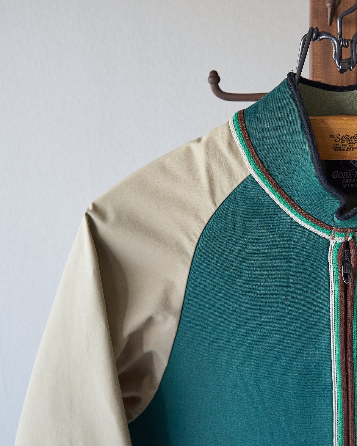 【SIZE S】1980-90s Neoprene Switching Jacket / Green × Beige