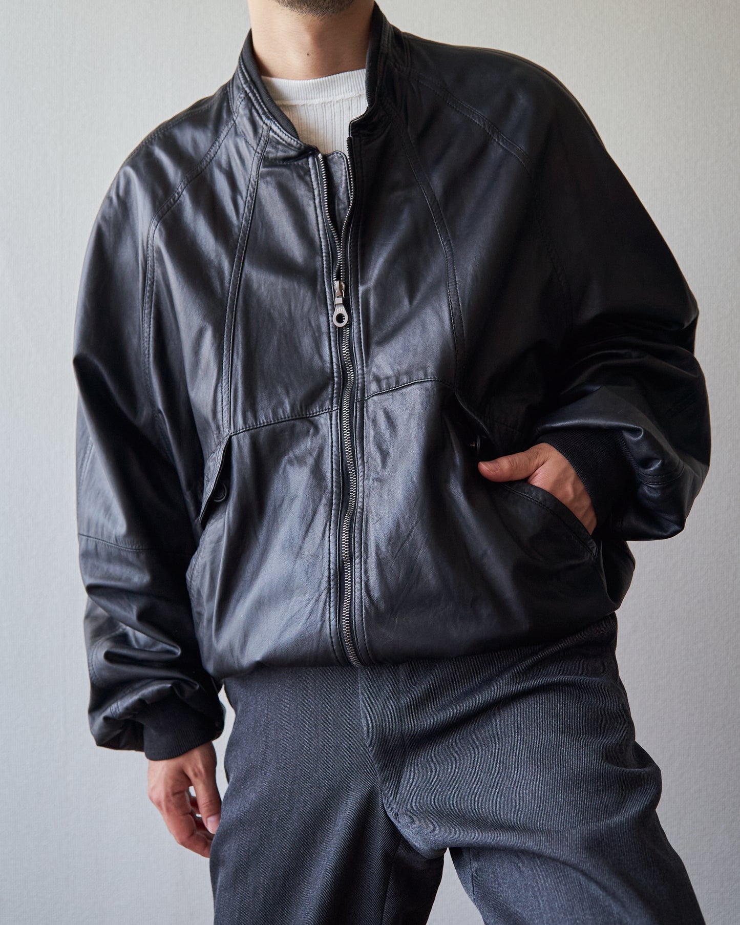 80s-90s GIMO’S Lambskin Leather Raglan Sleeve Bomber Jacket / Black 85