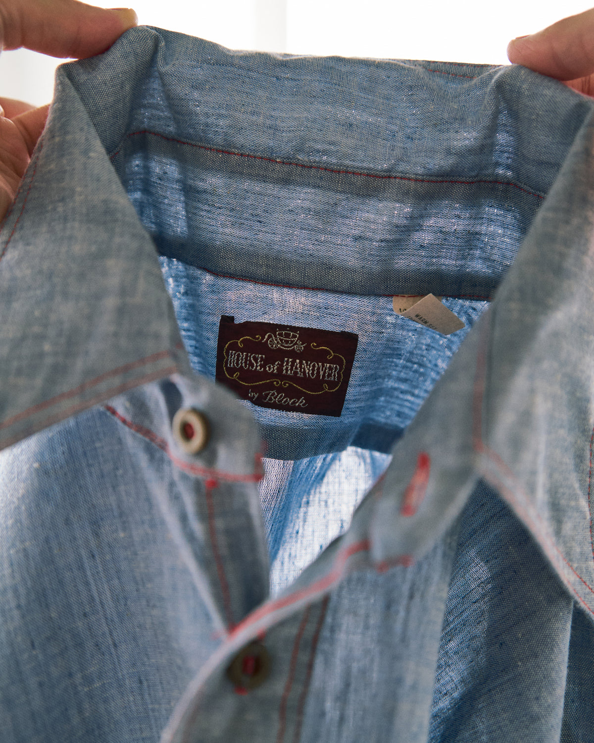 【SIZE M-L】70-80s HOUSE OF HANOVER Contrast-Stitch Poly-Cotton Western Chambray Shirt / Blue