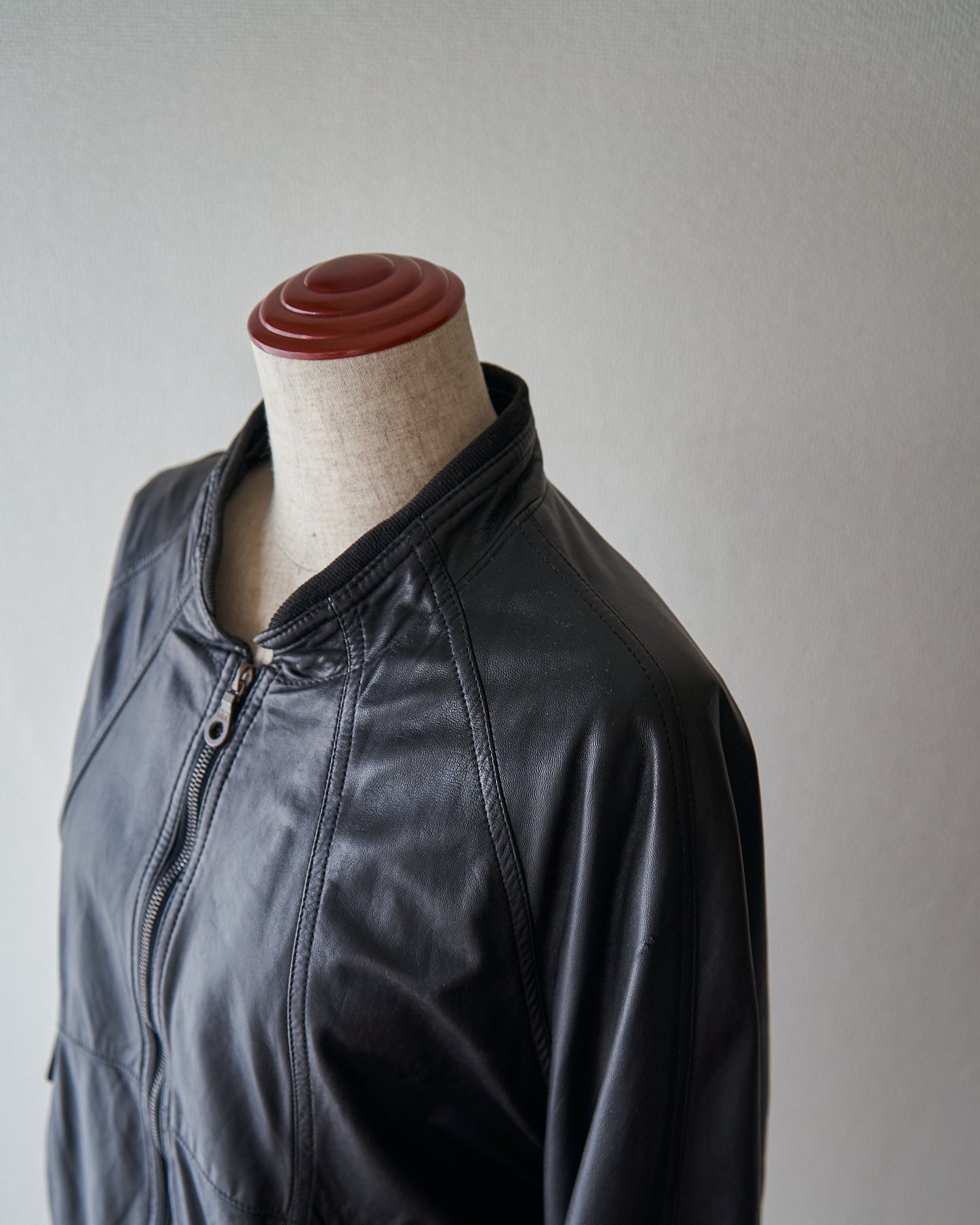80s-90s GIMO’S Lambskin Leather Raglan Sleeve Bomber Jacket / Black 85