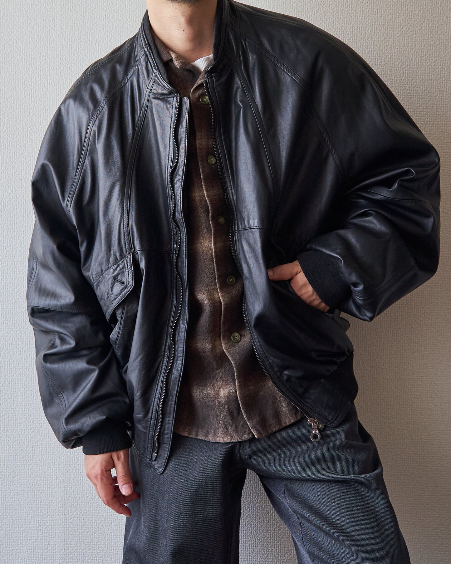 80s-90s GIMO’S Lambskin Leather Raglan Sleeve Bomber Jacket / Black 85