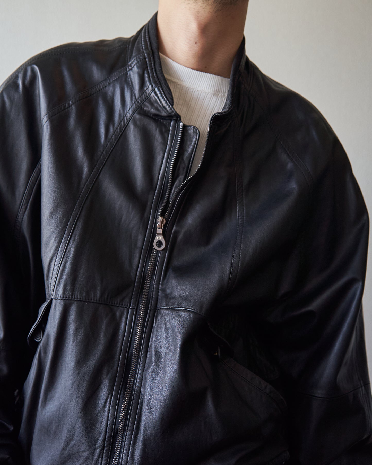 80s-90s GIMO’S Lambskin Leather Raglan Sleeve Bomber Jacket / Black 85