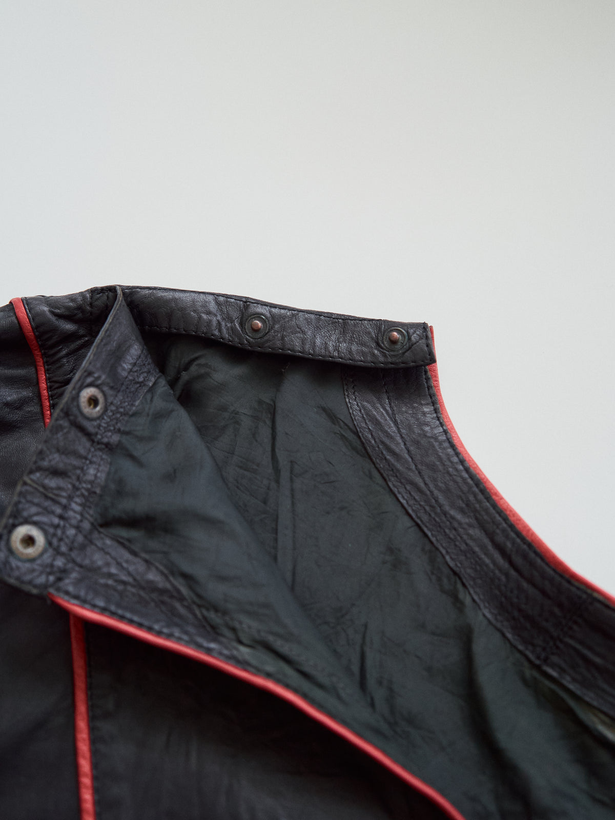 【SIZE XL】80s Shoulder-Snap Oversized Piping Leather Pullover / Black Red Piping