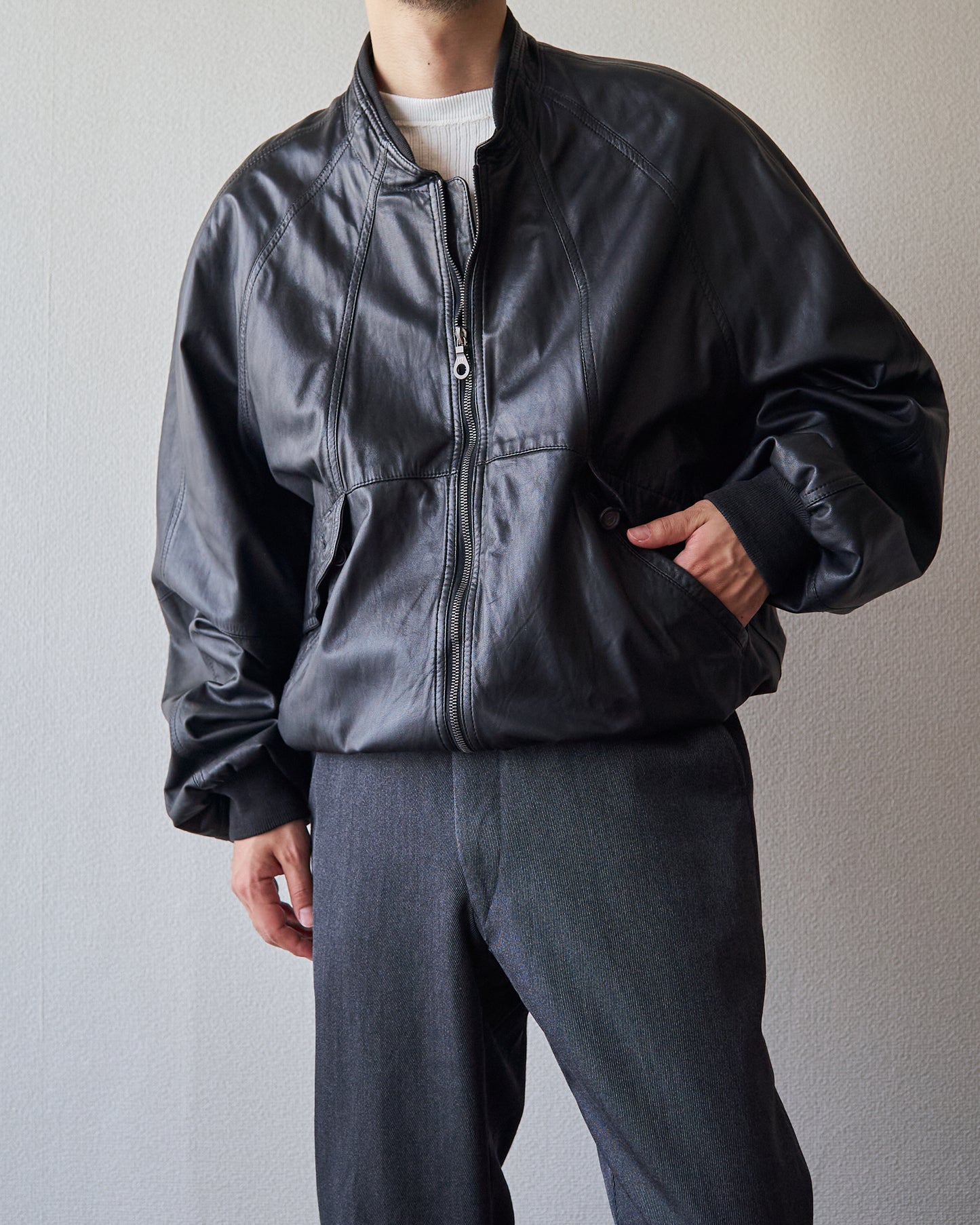 80s-90s GIMO’S Lambskin Leather Raglan Sleeve Bomber Jacket / Black 85