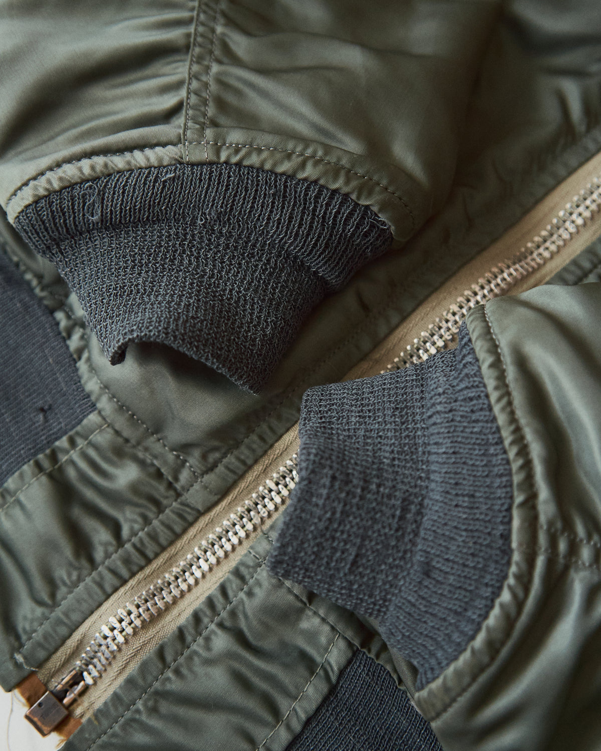 【SIZE S-M】70s CONCORD INDUSTRIES Reversible Nylon MA-1 Flight Jacket / Sage Green