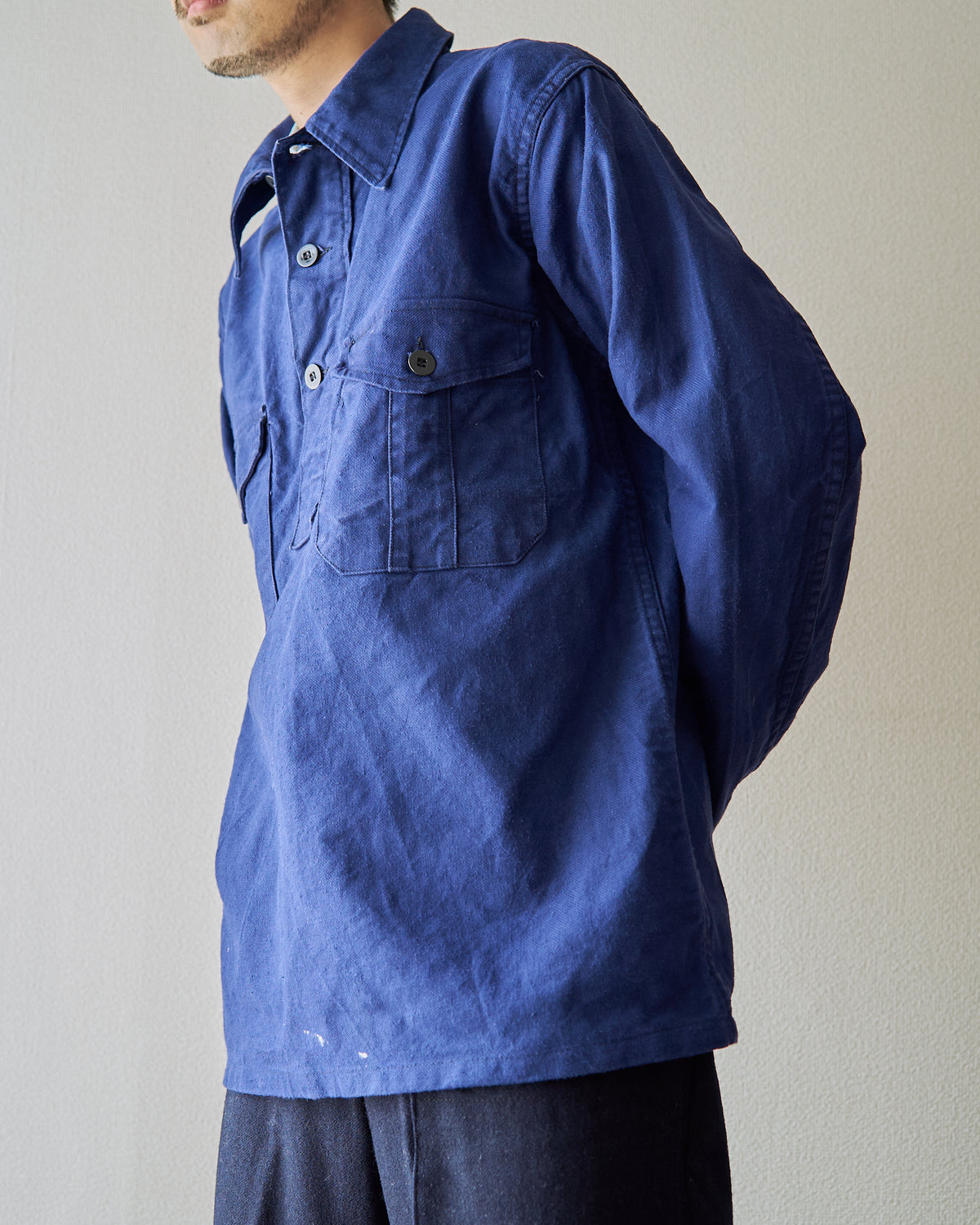 【SIZE M-L】70's Swedish Military Cotton Twill Pullover Shirt / Ink Blue