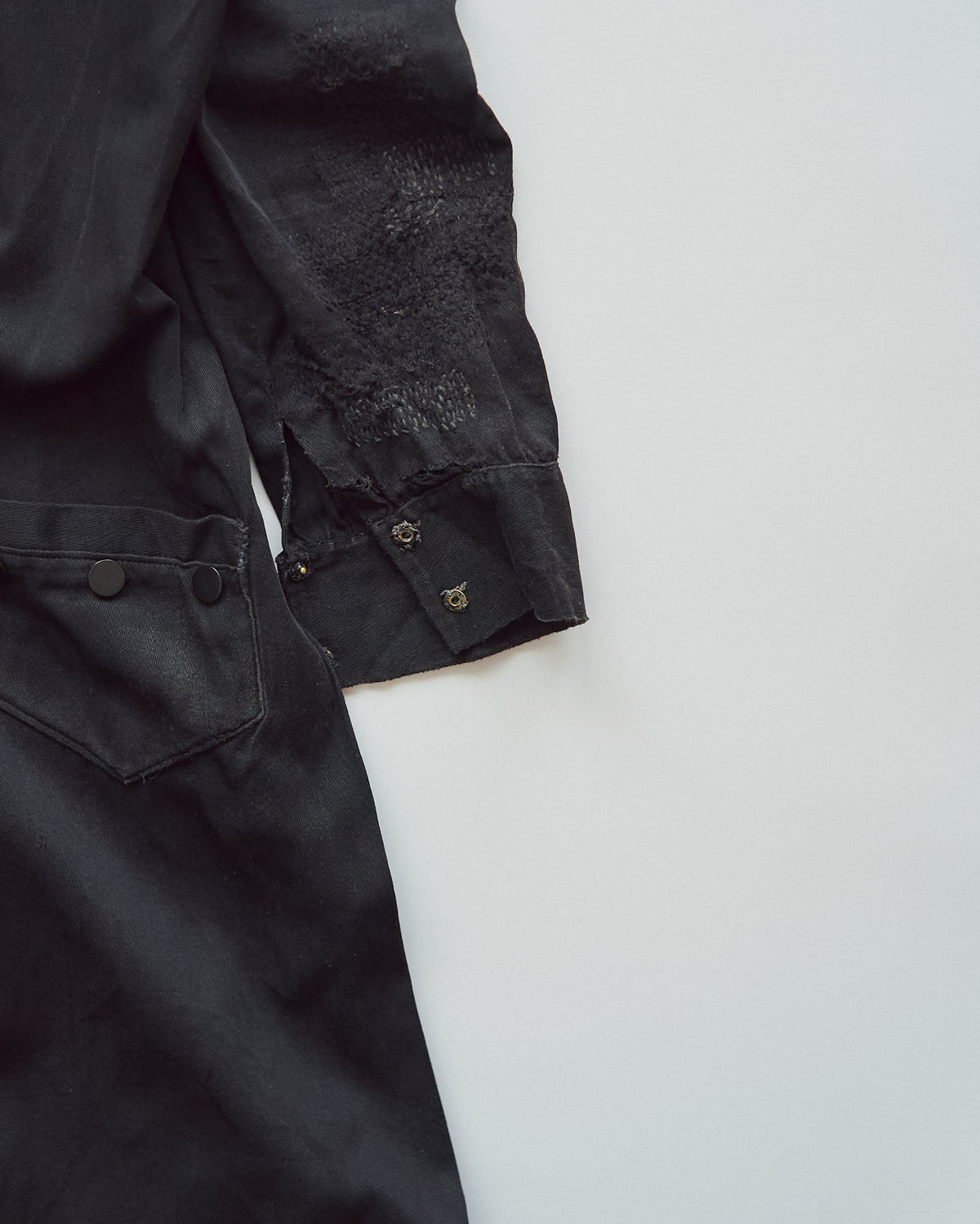 【SIZE S】-1940s French Black Cotton Sateen Maid Dress / Hand-Darned Repairs